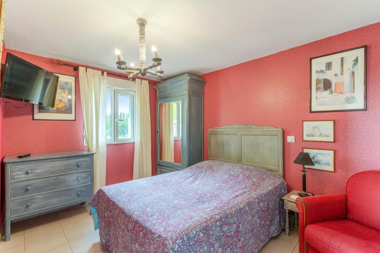 Appartement Accueillant A Mortagne Sur Gironde 45 M² Terrasse Luaran gambar